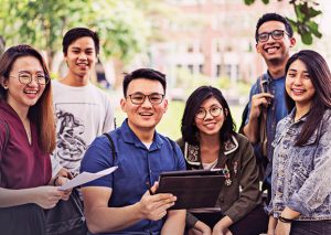 kuliah kehidupan kampus uph