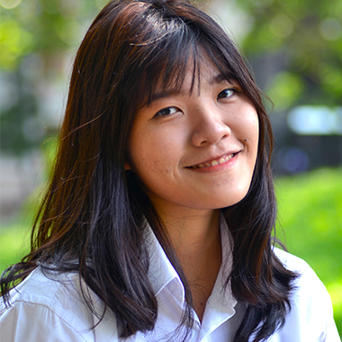 Juliana Suhindro Putra, S.Sn., M.Ed.