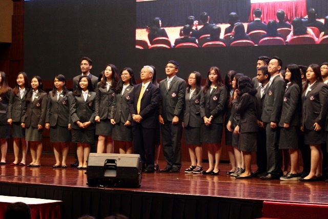 Pelantikan Organisasi Kemahasiswaan UPH 2018/2019: Spiritual Growth UPH Lantik Pengurus Baru SG for Student