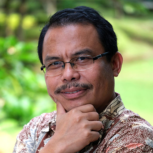 SLC UPH Selenggarakan Program Mari Sehat Secara Gratis