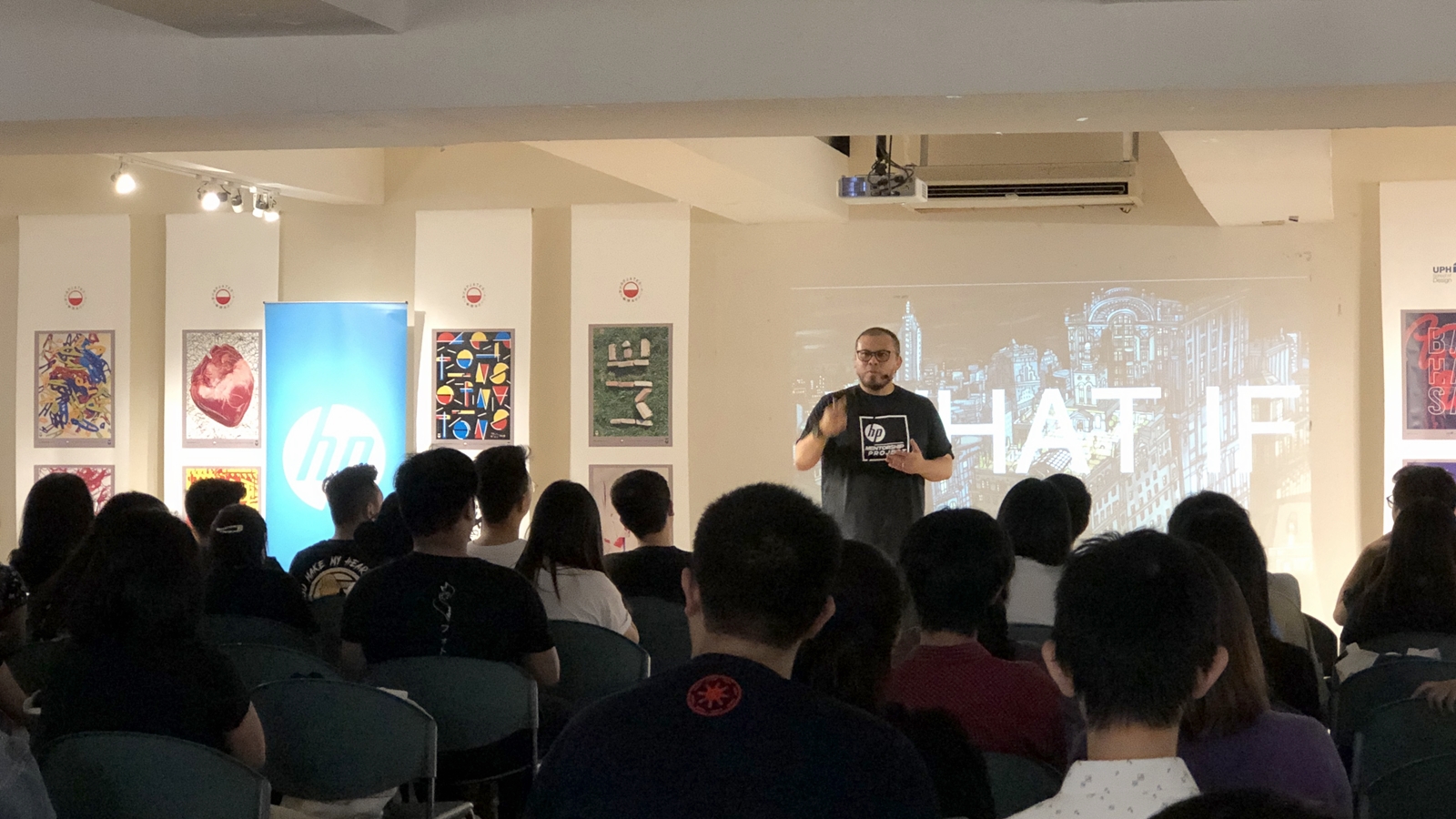 Mahasiswa DKV UPH Intip Dunia Perfilman Indonesia Lewat Paparan Joko Anwar