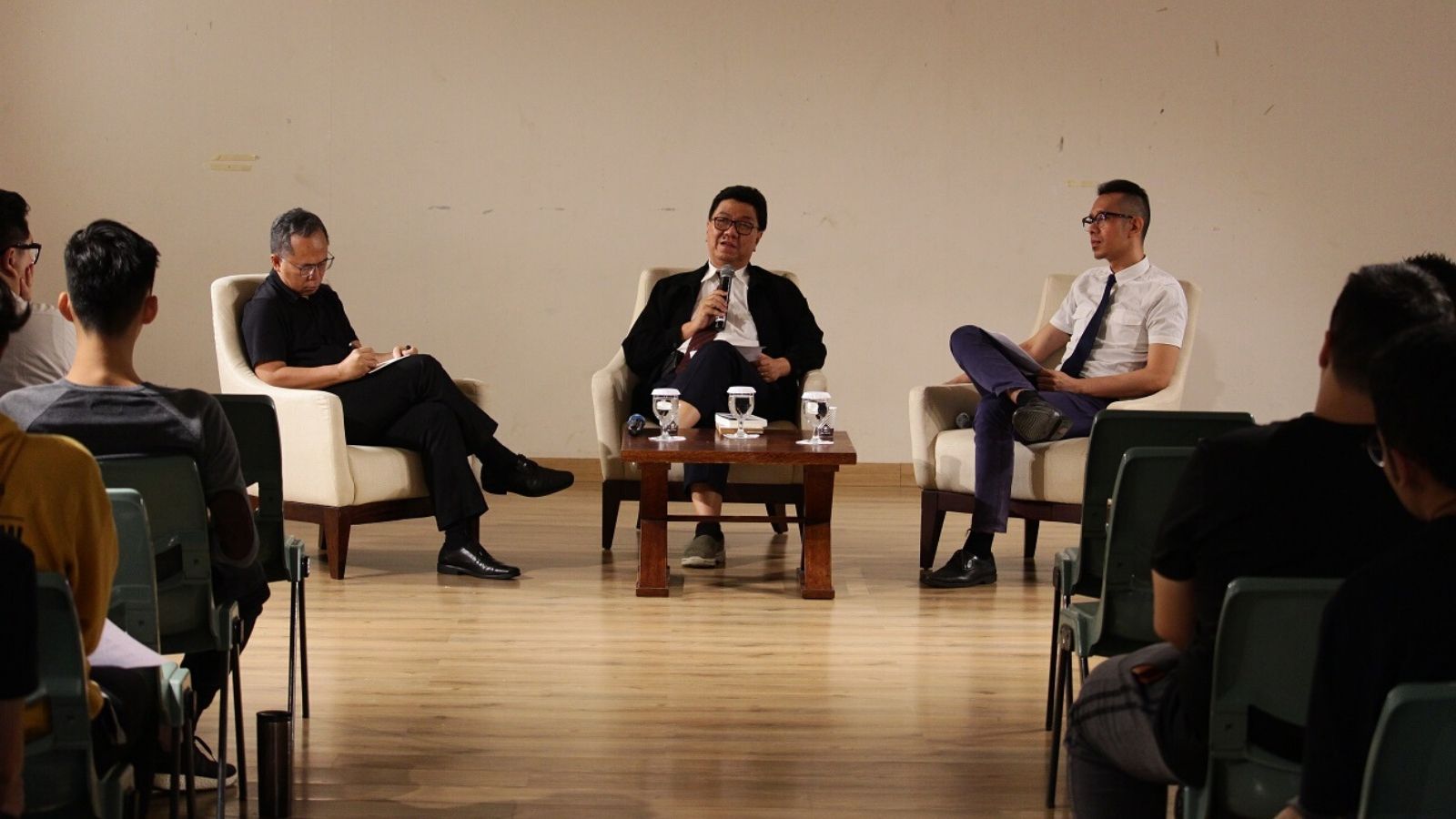 Presenting the Chairman of Indonesian Institute of Architects, UPH Architecture Discussed the Three Tasks of an Architect