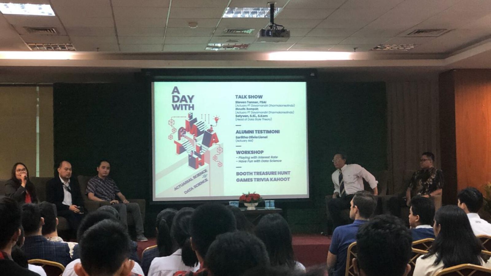 UPH Mathematics Talk Show: Introducing Data Scientist and Actuary to High School Students