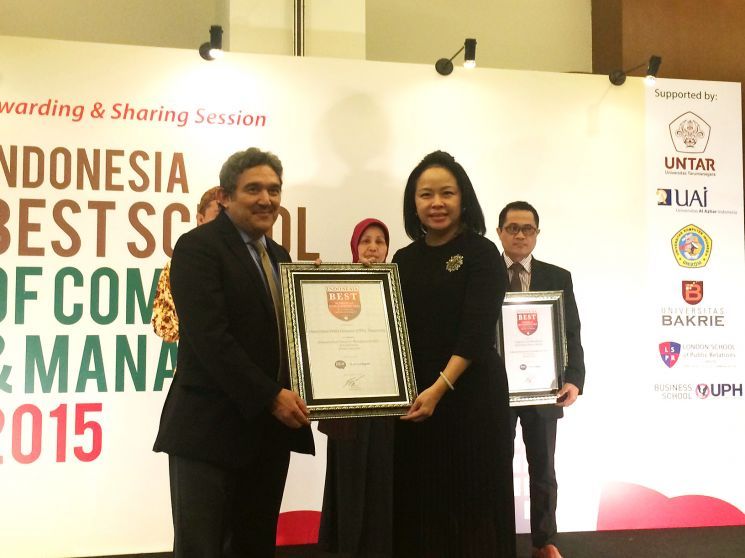 UPH Business School Awarded the ?Indonesia Best School of Management 2015? Award