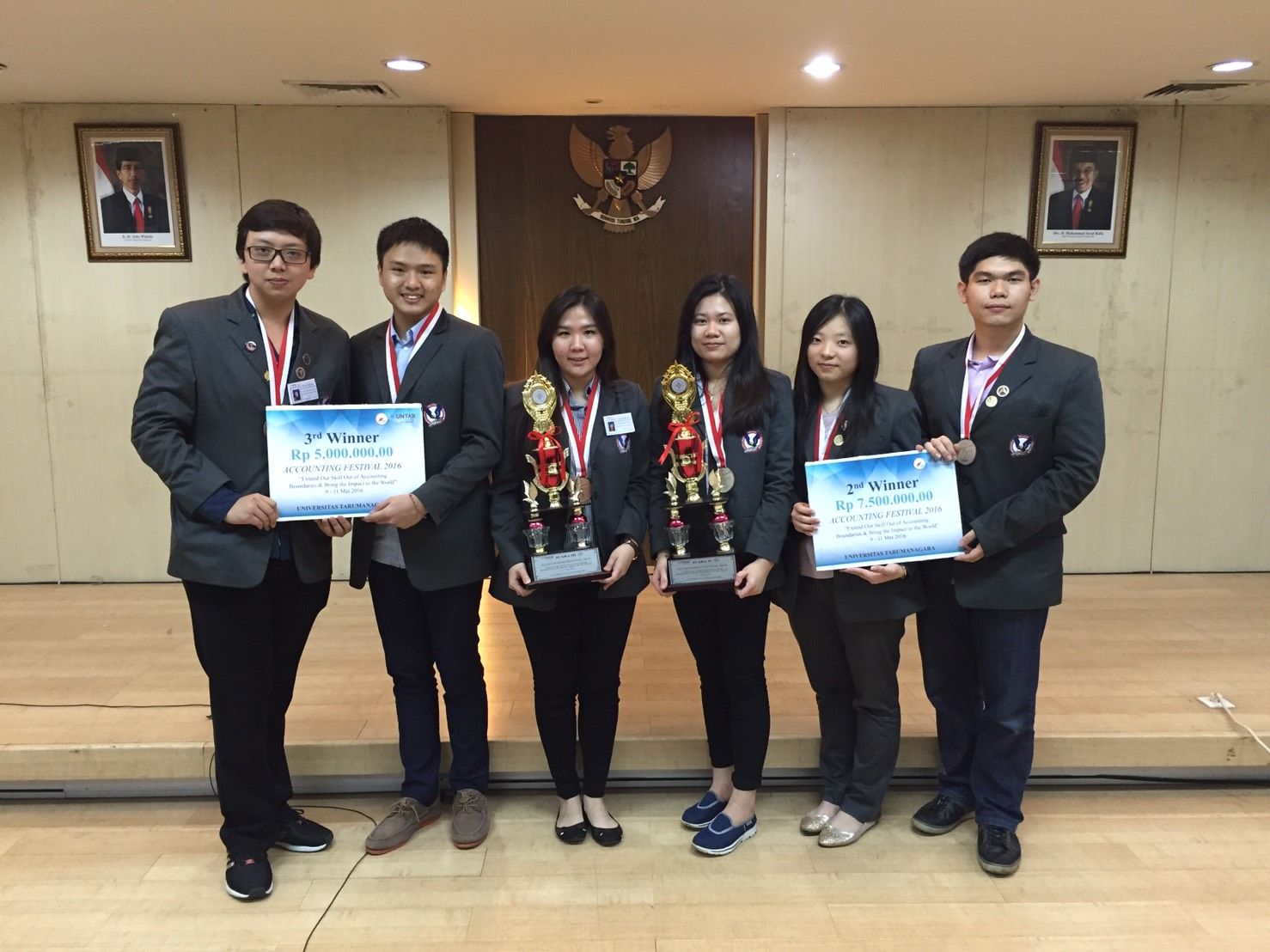 UPH Accounting Students Achieve 2nd and 3rd Place at Accounting Festival 2016 UNTAR
