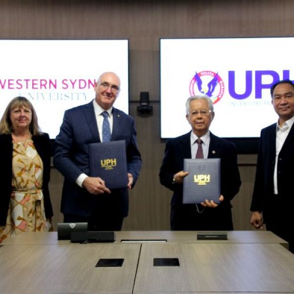 UPH Partners with Western Sydney University to Enhance International Education Quality