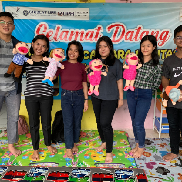 Implementasi Program Kemendikbudristek, Mahasiswa UPH Lakukan Pemberdayaan Masyarakat Desa Cikande