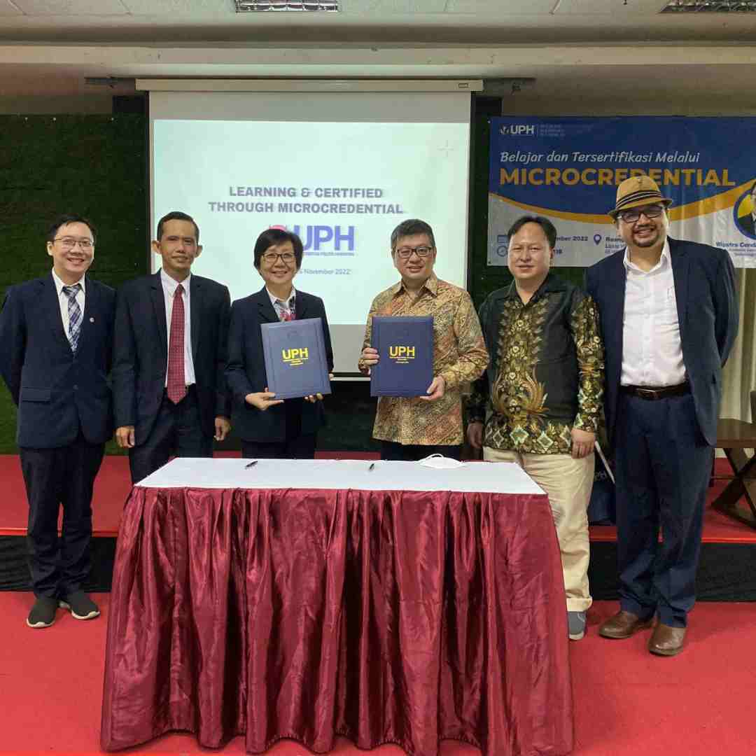 UPH Bersama Gnowbe, Perlengkapi Tenaga Pendidik dengan Keterampilan Teknologi Pembelajaran Berbasis Mobile