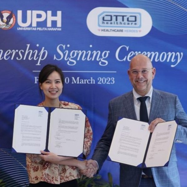 UPH Partners with OTTO Health Care to Provide Nursing Graduates with International Exposure
