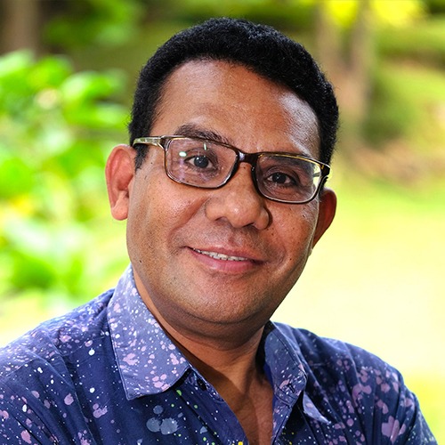 Prof. Dr. Thomas Tokan Pureklolon, M.Ph., M.M., M.Si.