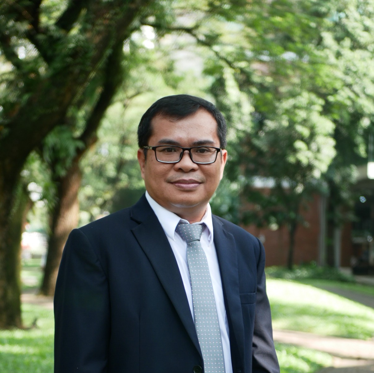 Prof. Dr. A'azokhi Waruwu, S.T., M.T.