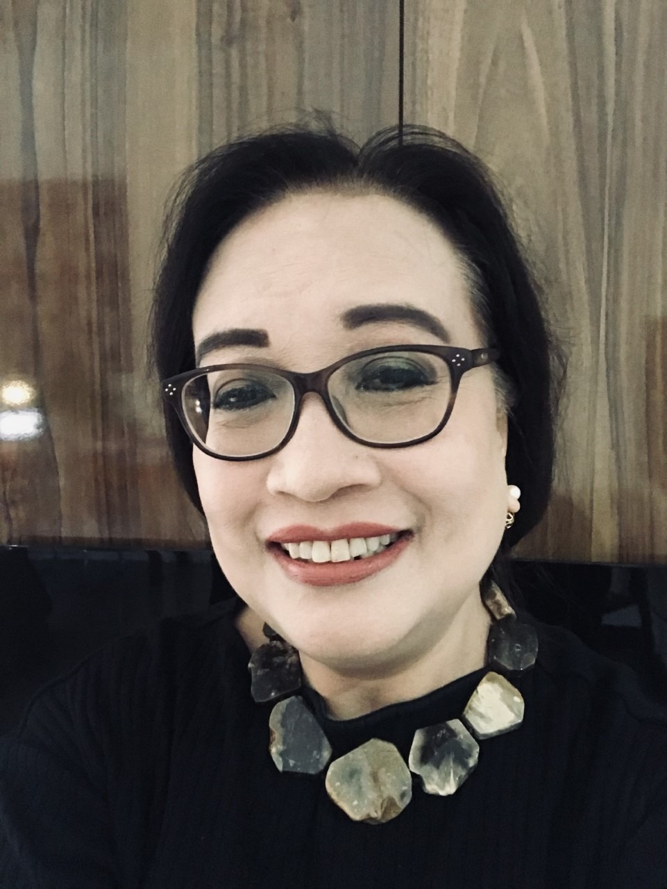 Dra. Gracia Shinta S. Ugut, MBA., Ph.D