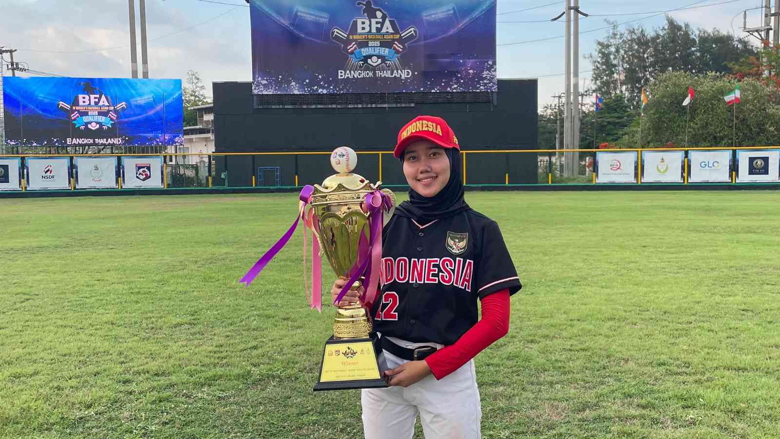 Bawa Nama Indonesia Juara, Mahasiswi Biologi UPH Ukir Sejarah di Turnamen Baseball Asia 