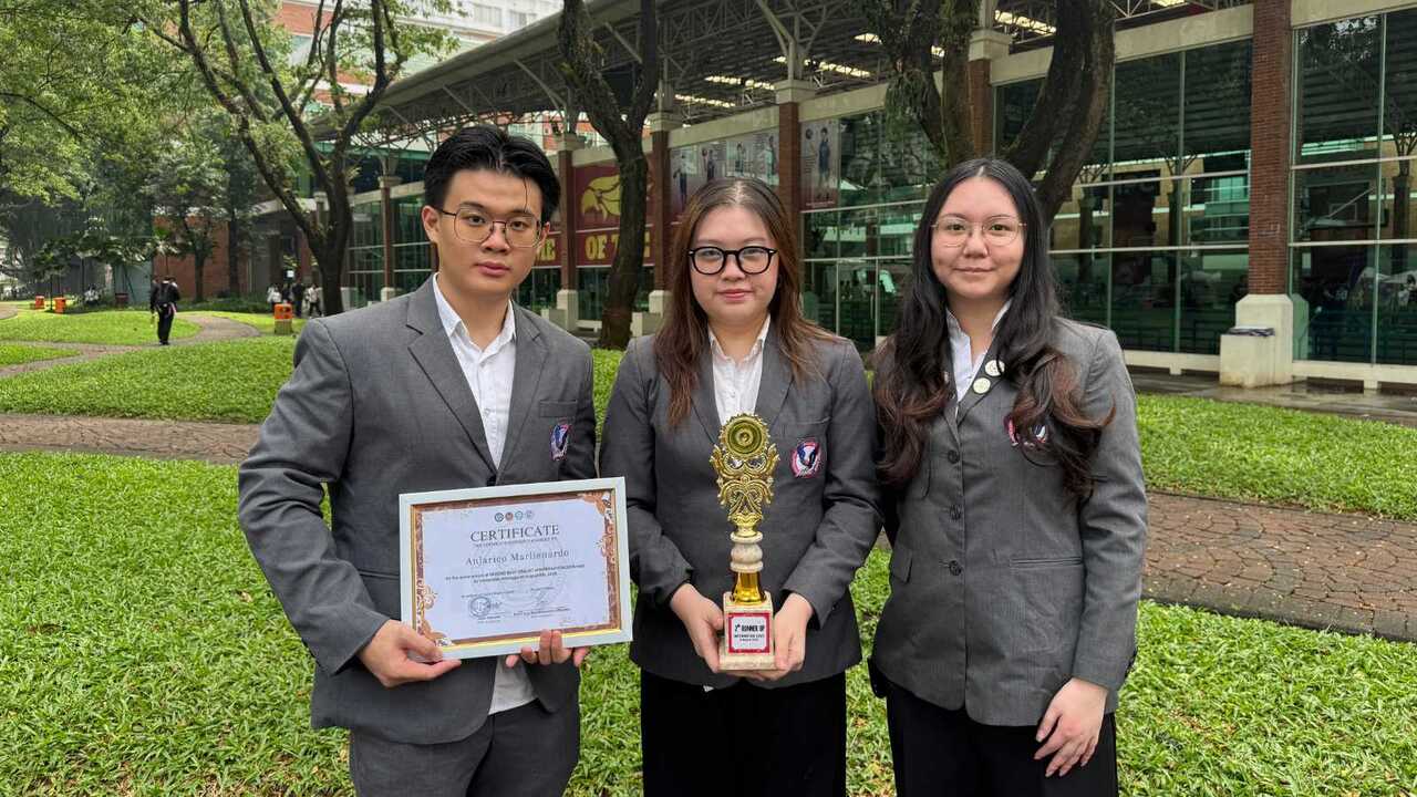 FH UPH Raih Juara di INTERNATION 2025, Bukti Keunggulan Hukum dan Advokasi Mahasiswa 