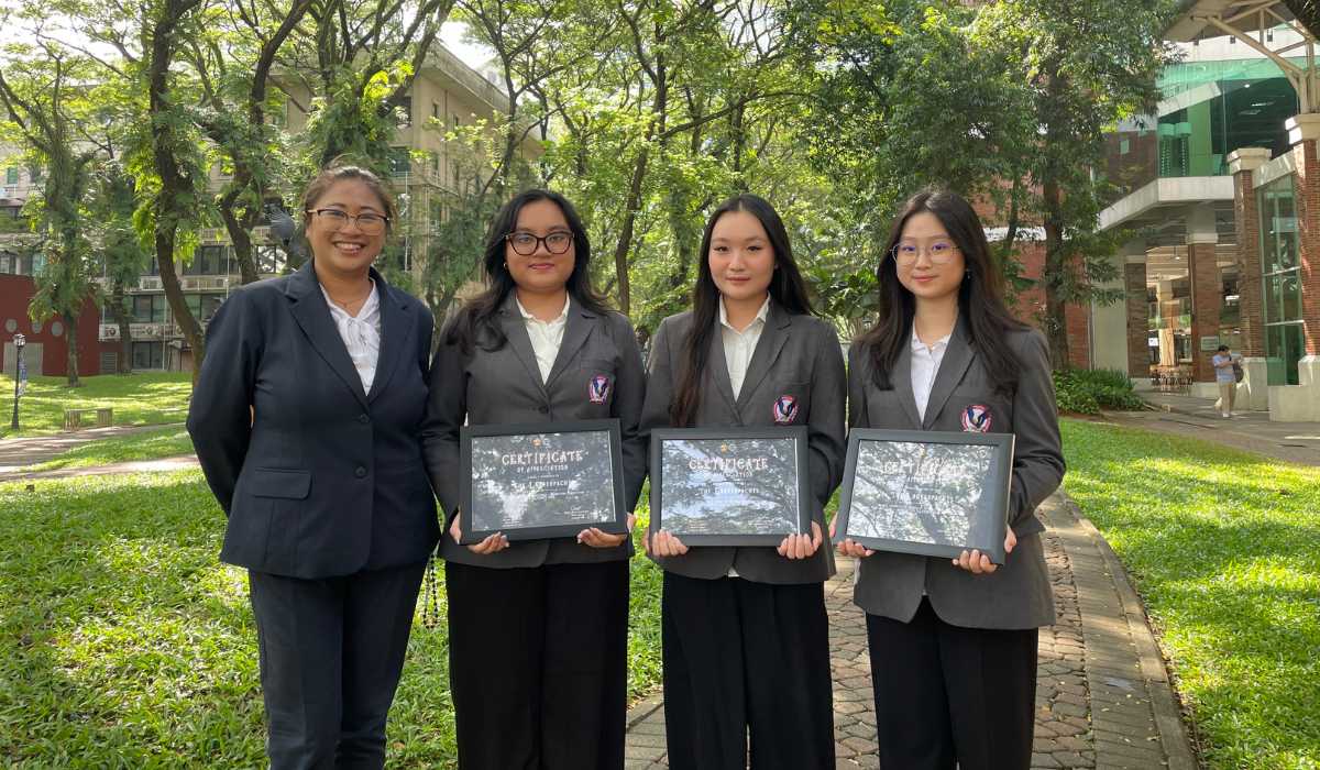 Kaji Teknologi Udara dan Maritim, Tiga Mahasiswi Hukum UPH Borong Juara di Ajang Hukum Internasional 2025 Tingkat Nasional