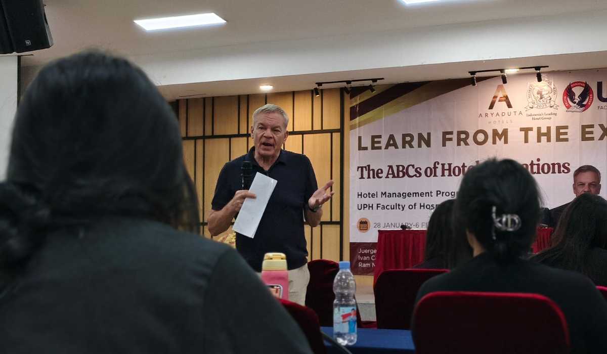 Prodi Pengelolaan Perhotelan UPH Hadirkan Praktisi Internasional, Mahasiswa Dalami Operasional Hotel Berstandar Global