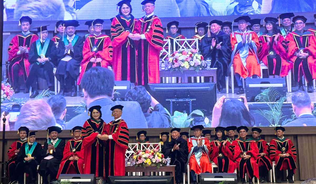 Resmi Dikukuhkan sebagai Guru Besar FK UPH, Prof. Antonia Soroti Peran Kalsifikasi Koroner dalam Pencegahan Penyakit Jantung