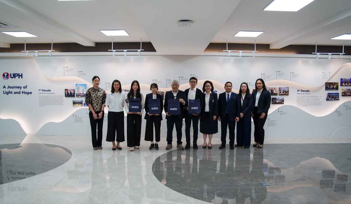 UPH Resmikan Historical Wall of Fame, Ruang Refleksi Perjalanan dan Visi Pendidikan yang Holistik dan Transformatif