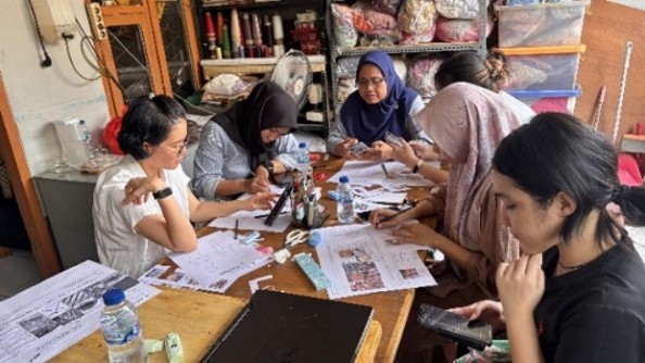 Menjahit Tradisi dengan Sentuhan Teknologi: Pemberdayaan Komunitas Penjahit melalui Program Inovasi Seni Nusantara 2026