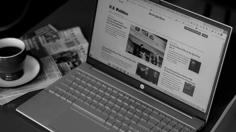 Jurnalisme Digital: Panduan Lengkap Jurusan