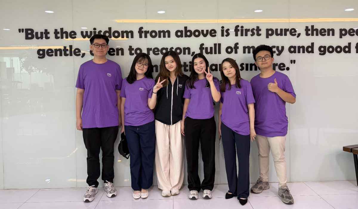 Prestasi Mahasiswi UPH Bawa Kampus Medan Jadi Tuan Rumah AWS Student Community Day Pertama di Indonesia