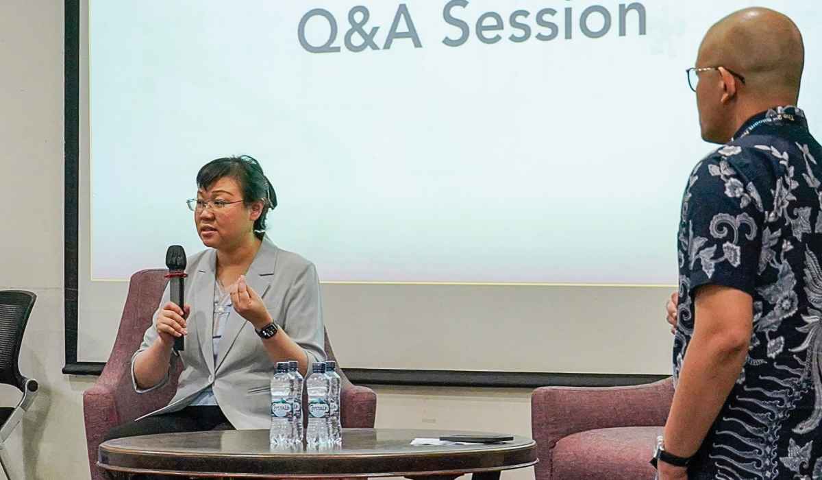 Bisakah Sel dalam Tubuh Diprogram Ulang? Kuliah Tamu UPH dan Tsinghua University Bahas Potensi iPSC bagi Dunia Kesehatan